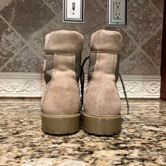 NWOT Wolverine Wilderness Tan Suede Hiking Boots Woman's Size 7.5 Vintage! - Picture 5 of 16